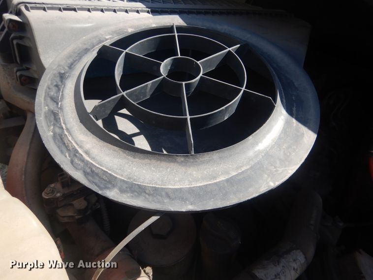 image for item DJ1253 2010 Freightliner Cascadia 113  semi truck