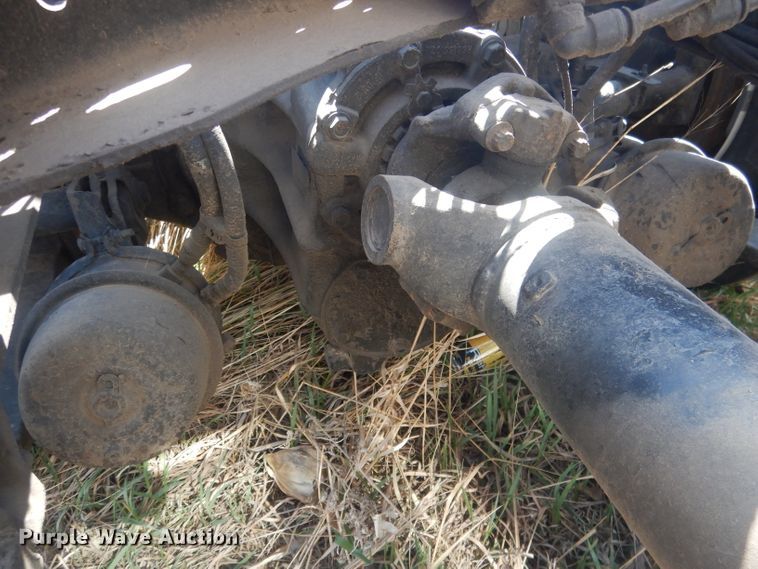 image for item DJ1253 2010 Freightliner Cascadia 113  semi truck