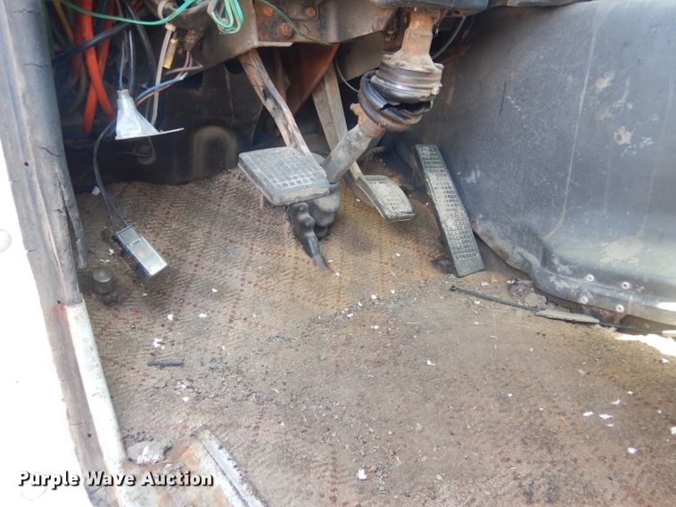 image for item DJ1257 1986 Ford LN9000  semi truck