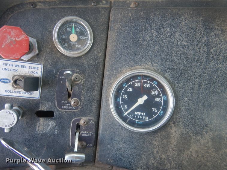 image for item DJ1257 1986 Ford LN9000  semi truck