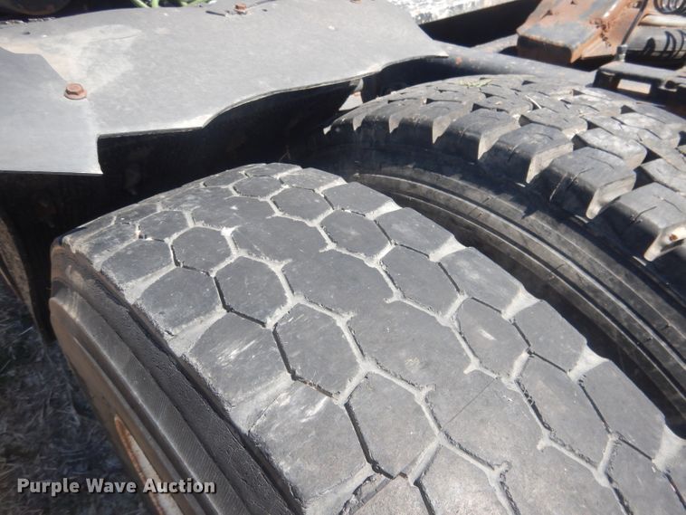 image for item DJ1257 1986 Ford LN9000  semi truck