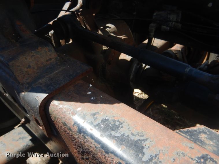 image for item DJ1258 1987 Mack MH613  semi truck