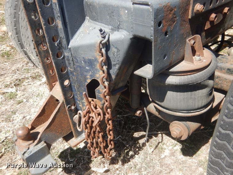 image for item DJ1258 1987 Mack MH613  semi truck