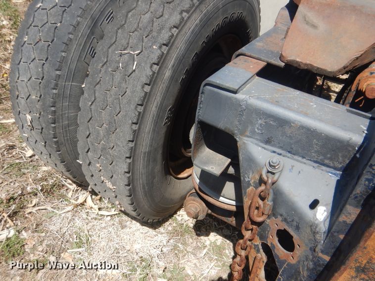 image for item DJ1258 1987 Mack MH613  semi truck