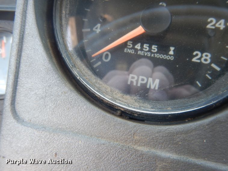 image for item DJ1258 1987 Mack MH613  semi truck