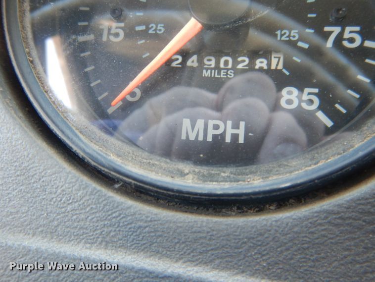 image for item DJ1258 1987 Mack MH613  semi truck