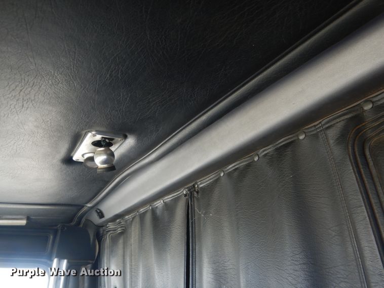 image for item DJ1258 1987 Mack MH613  semi truck