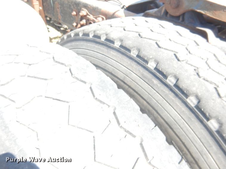 image for item DJ1258 1987 Mack MH613  semi truck