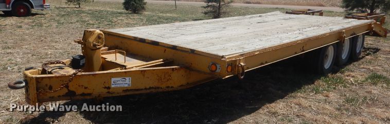 image for item DJ1300 L & L  equipment trailer