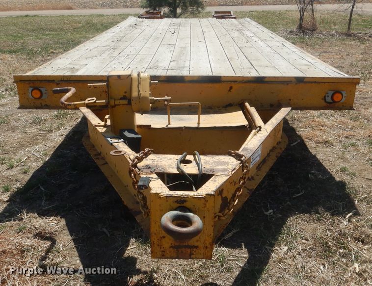 image for item DJ1300 L & L  equipment trailer