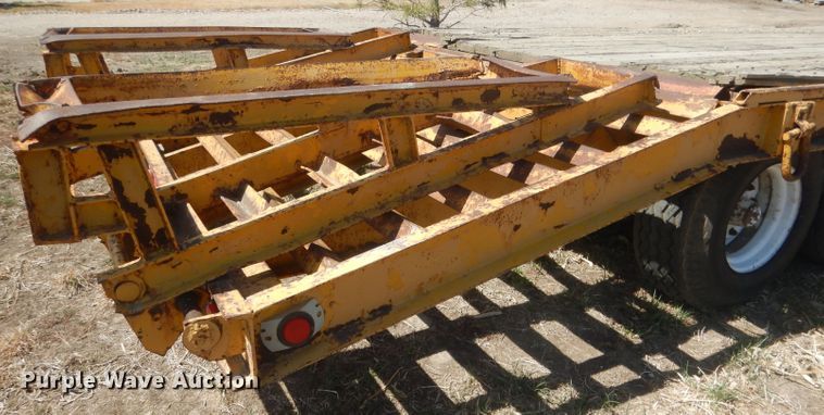 image for item DJ1300 L & L  equipment trailer