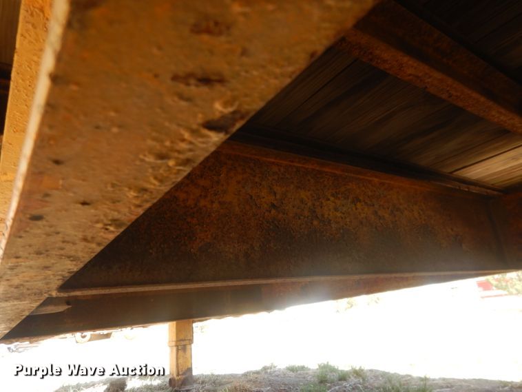 image for item DJ1300 L & L  equipment trailer