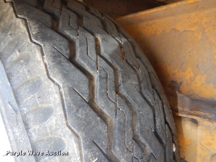 image for item DJ1300 L & L  equipment trailer