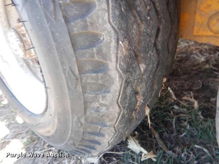 image for item DJ1300 L & L  equipment trailer