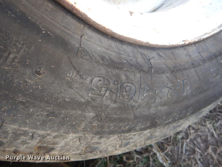 image for item DJ1300 L & L  equipment trailer