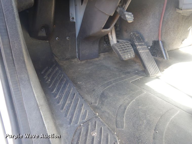 image for item DJ1303 2017 Freightliner Business Class M2 106  box truck