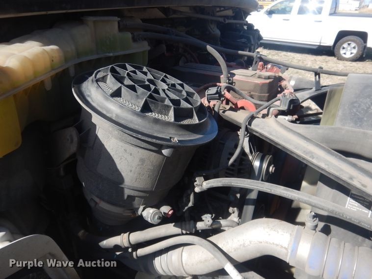 image for item DJ1303 2017 Freightliner Business Class M2 106  box truck