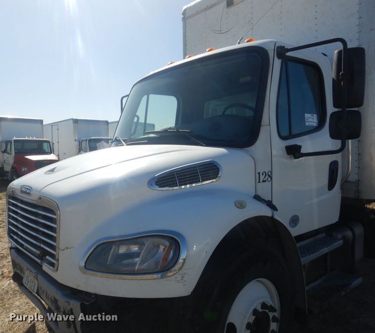 image for item DJ1303 2017 Freightliner Business Class M2 106  box truck