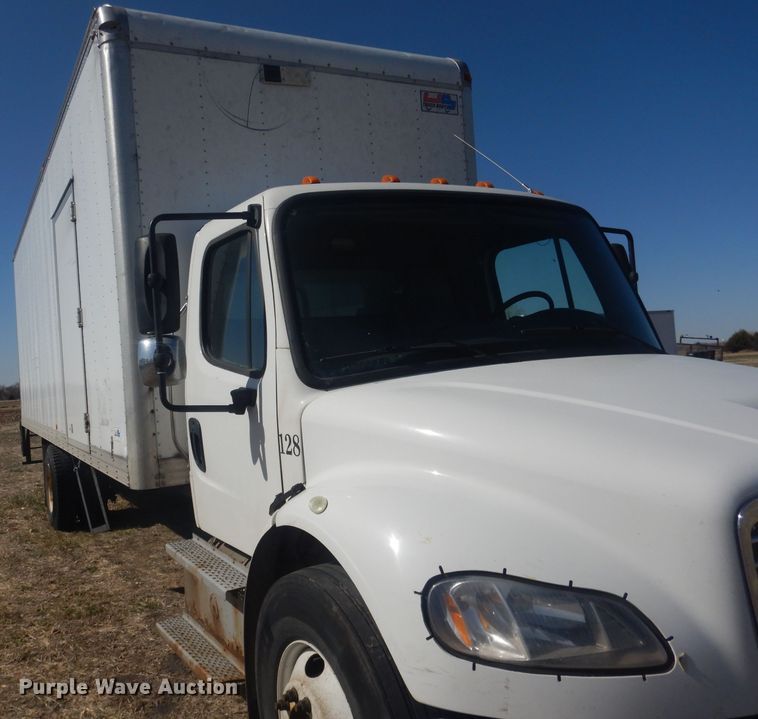 image for item DJ1303 2017 Freightliner Business Class M2 106  box truck