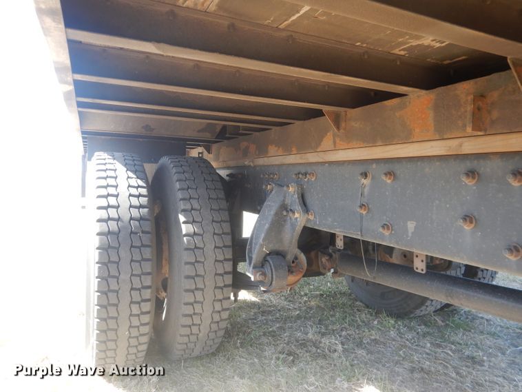 image for item DJ1303 2017 Freightliner Business Class M2 106  box truck