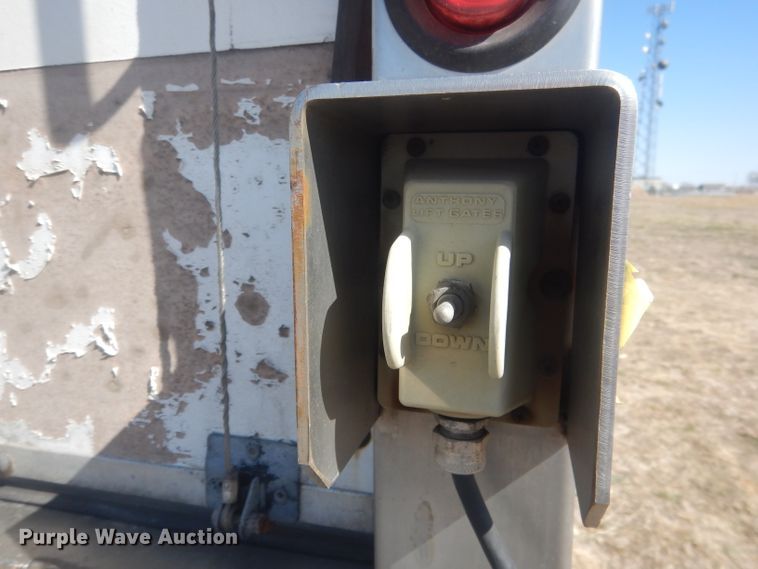 image for item DJ1303 2017 Freightliner Business Class M2 106  box truck