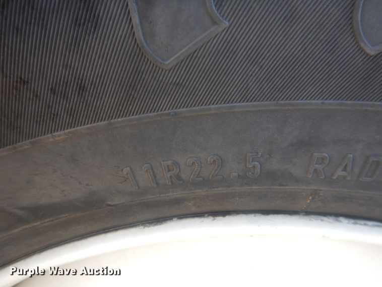 image for item DJ1303 2017 Freightliner Business Class M2 106  box truck