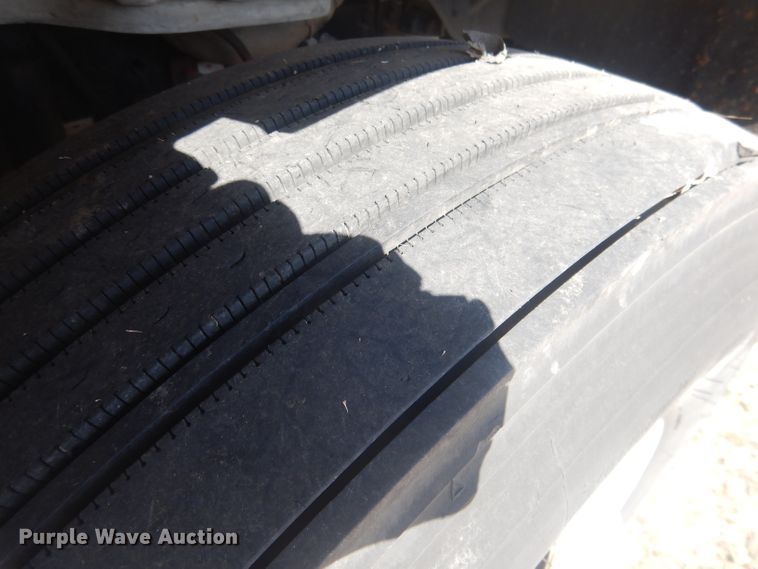 image for item DJ1303 2017 Freightliner Business Class M2 106  box truck