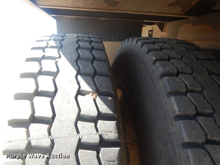 image for item DJ1303 2017 Freightliner Business Class M2 106  box truck