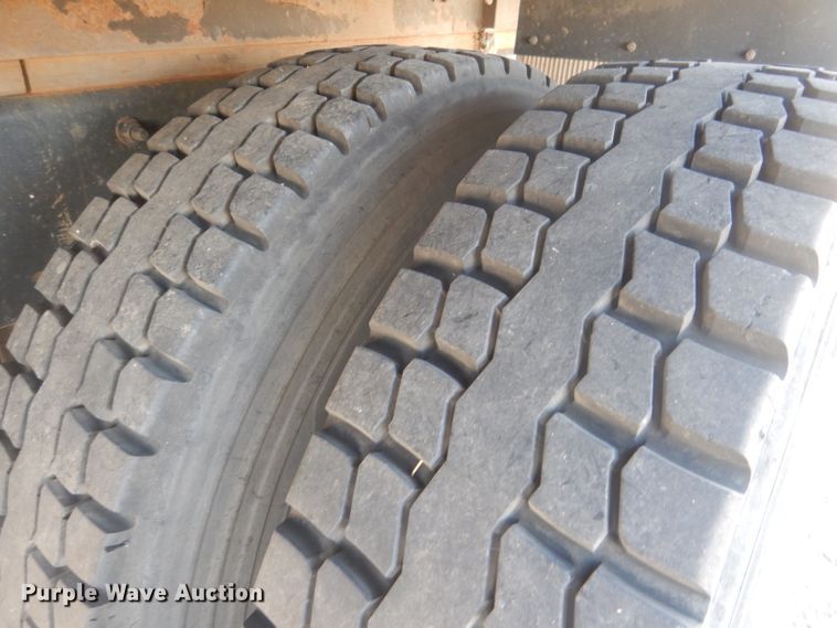 image for item DJ1303 2017 Freightliner Business Class M2 106  box truck