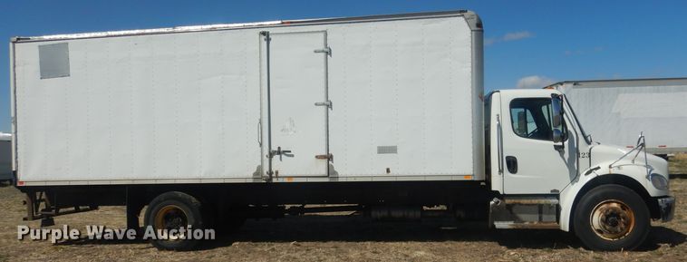 image for item DJ1305 2015 Freightliner Business Class M2 106  box truck
