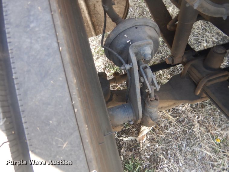 image for item DJ1305 2015 Freightliner Business Class M2 106  box truck