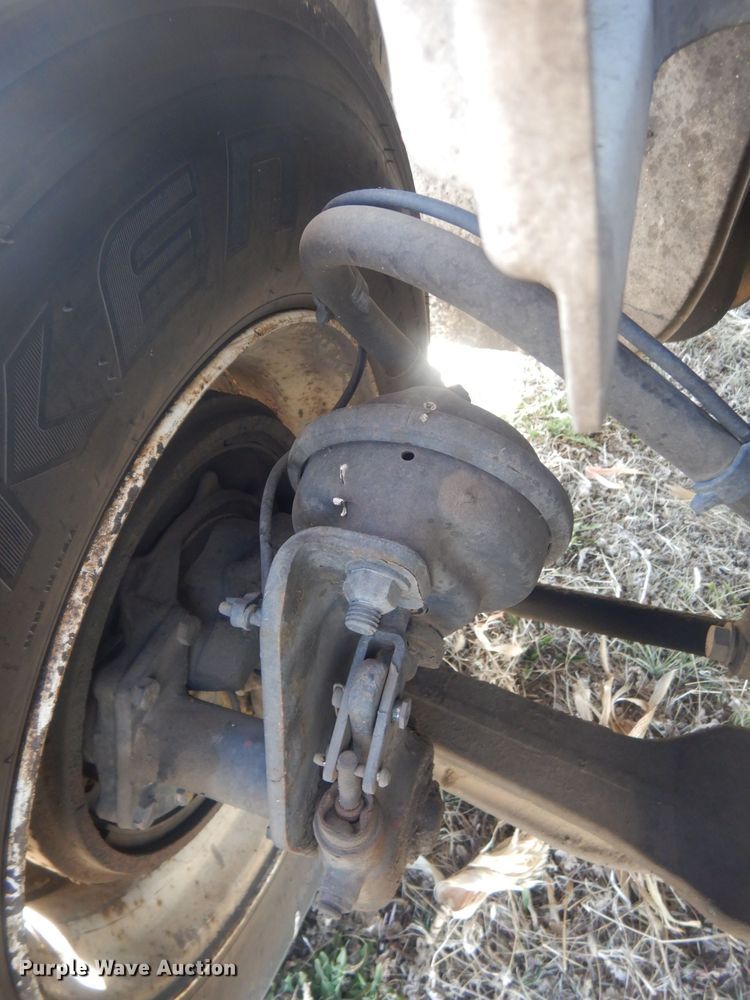 image for item DJ1305 2015 Freightliner Business Class M2 106  box truck