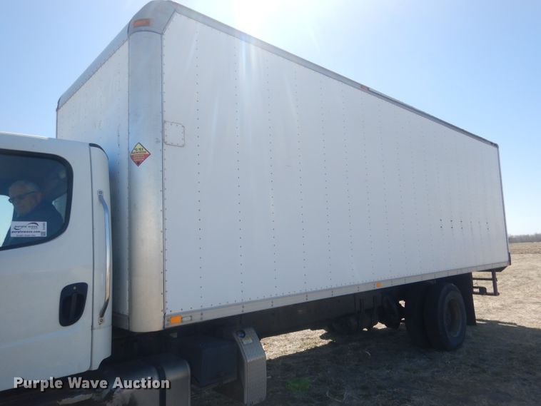 image for item DJ1305 2015 Freightliner Business Class M2 106  box truck