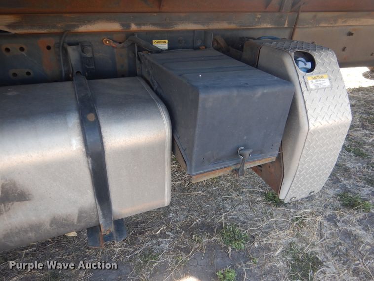 image for item DJ1305 2015 Freightliner Business Class M2 106  box truck