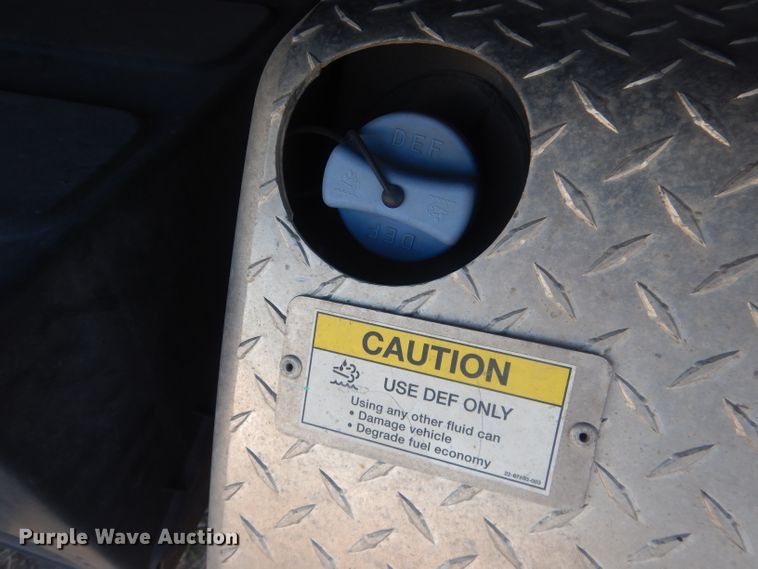 image for item DJ1305 2015 Freightliner Business Class M2 106  box truck