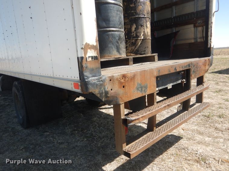 image for item DJ1305 2015 Freightliner Business Class M2 106  box truck