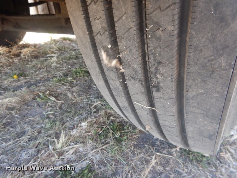 image for item DJ1305 2015 Freightliner Business Class M2 106  box truck