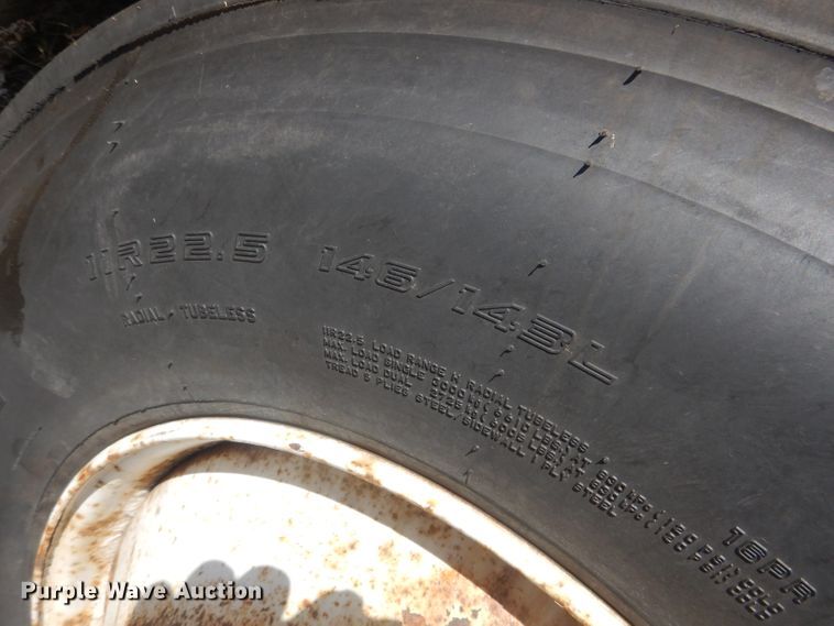 image for item DJ1305 2015 Freightliner Business Class M2 106  box truck