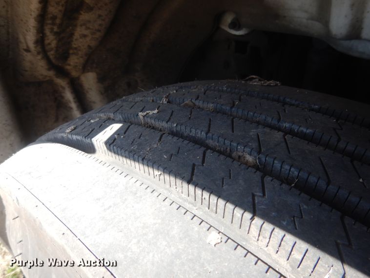 image for item DJ1305 2015 Freightliner Business Class M2 106  box truck