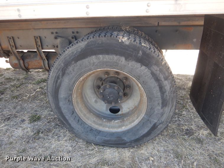 image for item DJ1305 2015 Freightliner Business Class M2 106  box truck