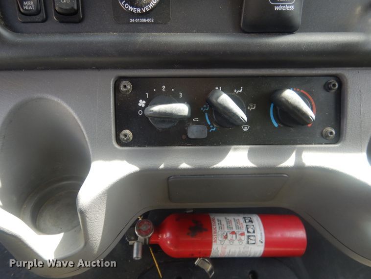 image for item DJ1312 2015 Freightliner Business class M2 box truck