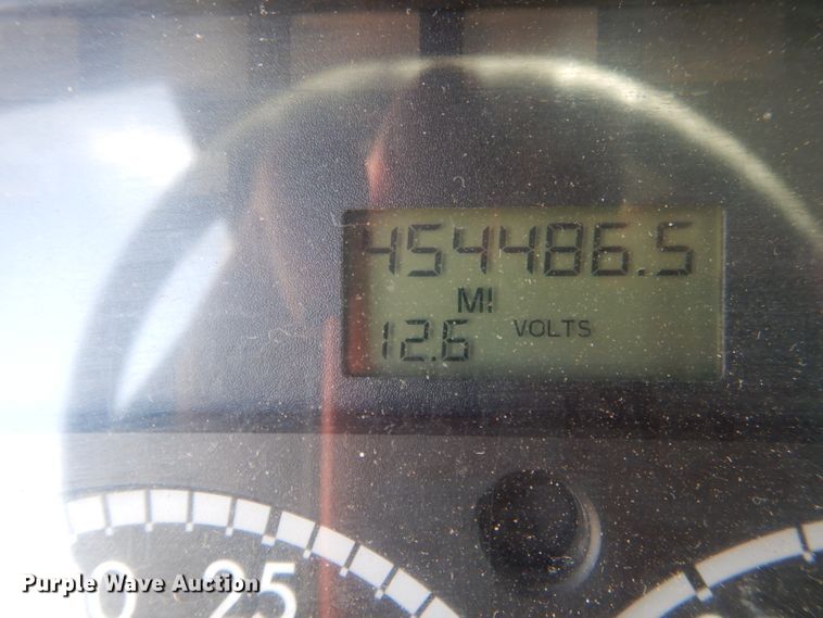 image for item DJ1312 2015 Freightliner Business class M2 box truck