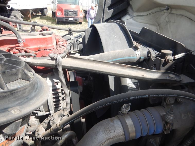 image for item DJ1312 2015 Freightliner Business class M2 box truck