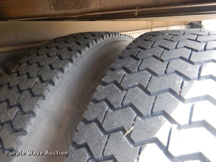 image for item DJ1312 2015 Freightliner Business class M2 box truck