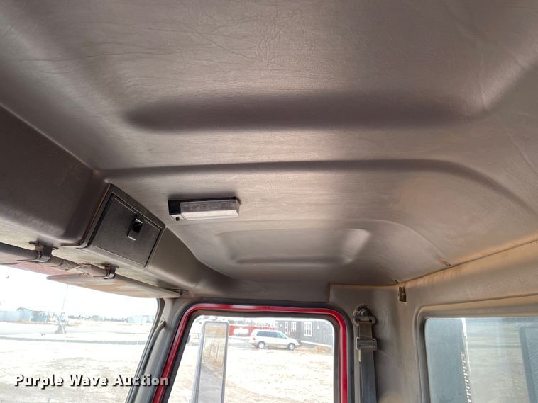 image for item DJ5083 2006 Mack CHN613  dump truck