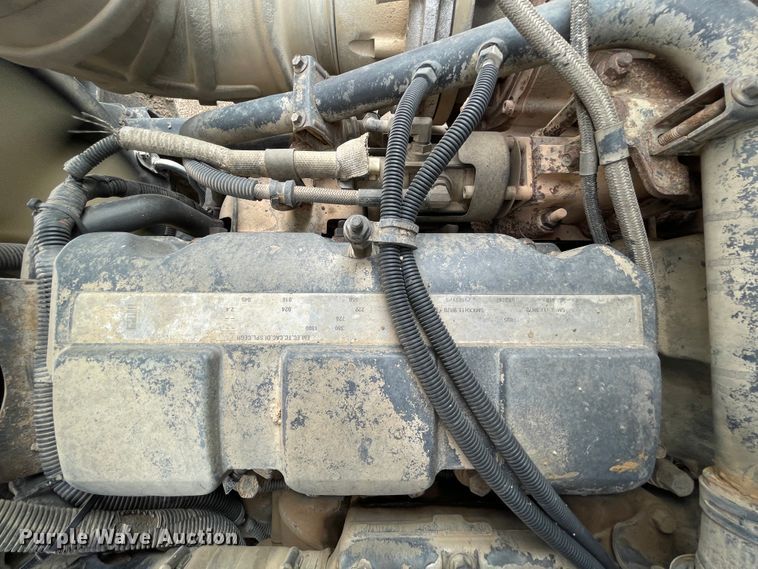 image for item DJ5083 2006 Mack CHN613  dump truck