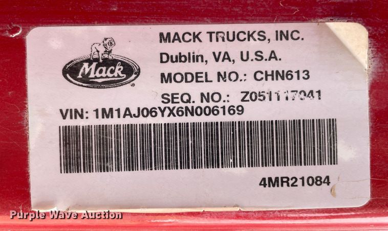 image for item DJ5083 2006 Mack CHN613  dump truck
