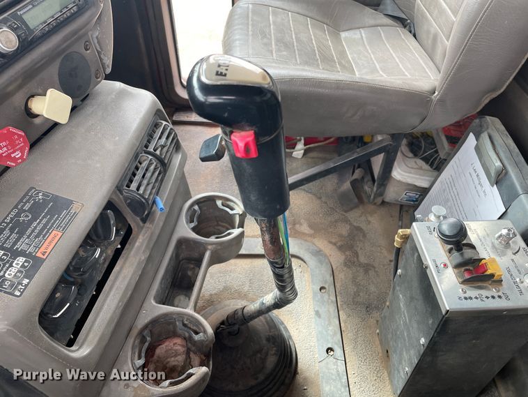 image for item DJ5084 2007 Mack CHN613  dump truck