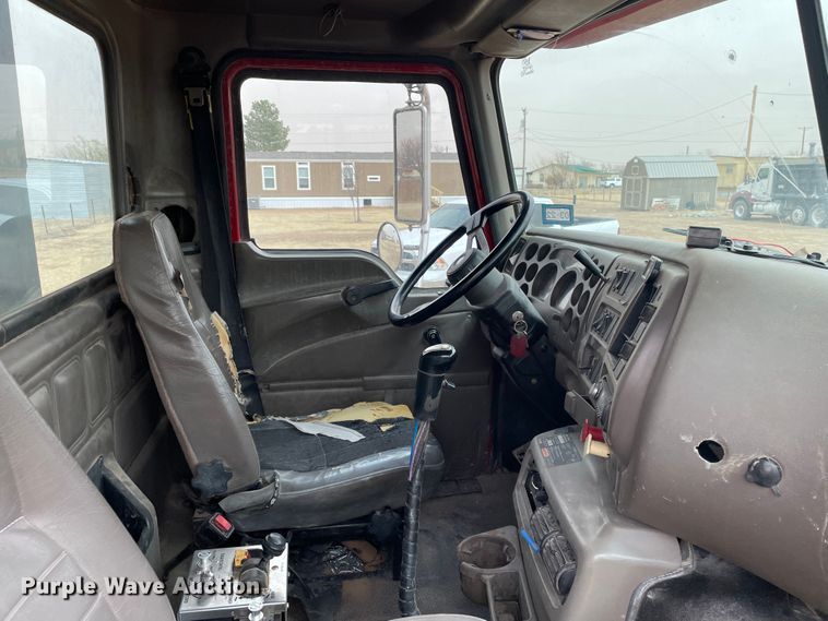 image for item DJ5084 2007 Mack CHN613  dump truck