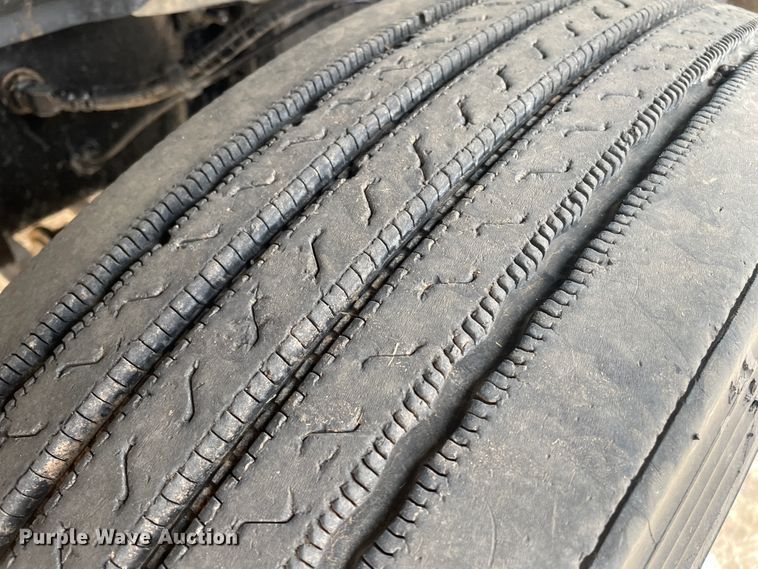 image for item DJ5084 2007 Mack CHN613  dump truck